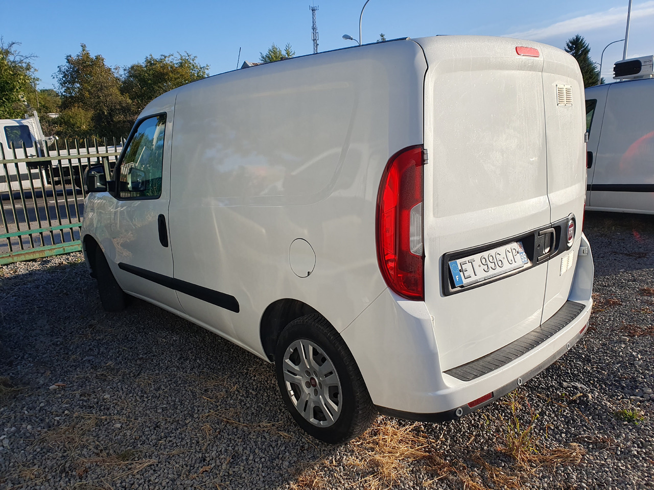 FIAT DOBLO CHLODNIA THERMOKING KLIMA EURO6 - 냉동 밴 : 사진 3 FIAT DOBLO CHLODNIA THERMOKING KLIMA EURO6 - 냉동 밴 : 사진 3