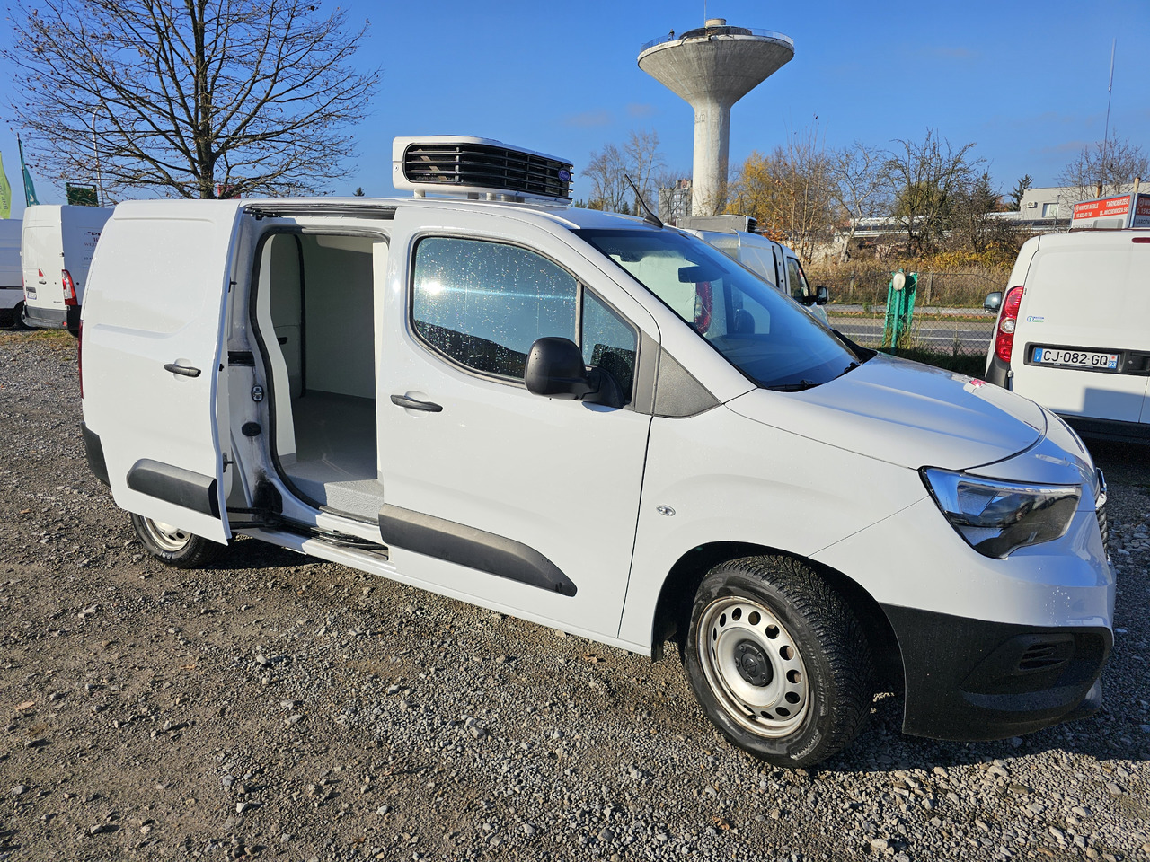 OPEL COMBO MAXI LONG CHLODNIA MROZNIA CARRIER KLIMA EURO6 - 냉동 밴 : 사진 4 OPEL COMBO MAXI LONG CHLODNIA MROZNIA CARRIER KLIMA EURO6 - 냉동 밴 : 사진 4