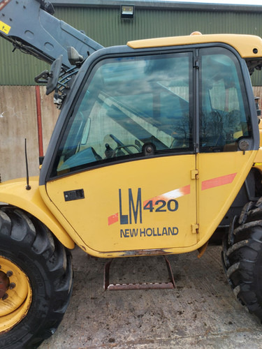 2000 New Holland LM420 - 텔레스코픽 핸들러 : 사진 3 2000 New Holland LM420 - 텔레스코픽 핸들러 : 사진 3