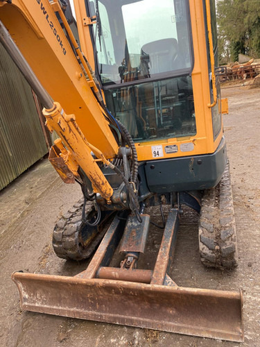 2017 Hyundai R25Z-9AK - 굴착기 : 사진 4 2017 Hyundai R25Z-9AK - 굴착기 : 사진 4