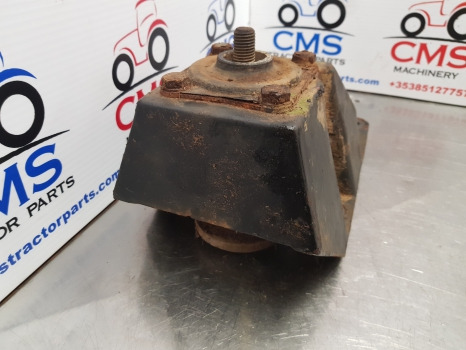Case 5140, 5120, 5130, 5150, 5220, 5250, Cab Support Mounts 1531800c1 - 운전실 서스펜션 : 사진 4 Case 5140, 5120, 5130, 5150, 5220, 5250, Cab Support Mounts 1531800c1 - 운전실 서스펜션 : 사진 4