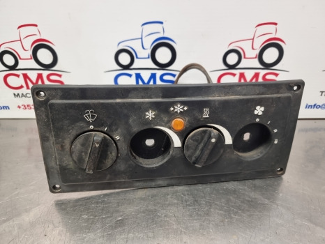 Case 5140, 5120, 5130, Maxxum, Cab Interior Panel 1330774c1 - 운전실 및 내부 : 사진 2 Case 5140, 5120, 5130, Maxxum, Cab Interior Panel 1330774c1 - 운전실 및 내부 : 사진 2