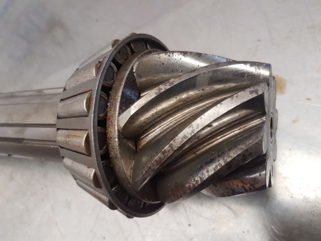 Case David Brown 1594 Hydro Pinion Bevel Shaft K965821, 951918 - 변속기 장궤형 트랙터 용 : 사진 3 Case David Brown 1594 Hydro Pinion Bevel Shaft K965821, 951918 - 변속기 장궤형 트랙터 용 : 사진 3
