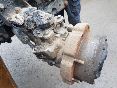 Case Maxxum 145 Front, Rear Axle, Engine, Transmission, Hydraulic Parts Nut - 차축 및 부품 장궤형 트랙터 용 : 사진 5 Case Maxxum 145 Front, Rear Axle, Engine, Transmission, Hydraulic Parts Nut - 차축 및 부품 장궤형 트랙터 용 : 사진 5