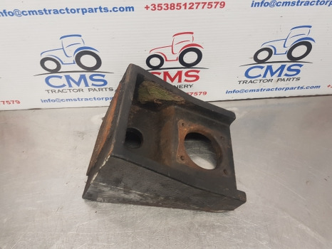 Case Maxxum 5120, 5140, 5130, 5240 Cab Front Support 1530867c1, 120205a2 - 운전실 서스펜션 : 사진 2 Case Maxxum 5120, 5140, 5130, 5240 Cab Front Support 1530867c1, 120205a2 - 운전실 서스펜션 : 사진 2