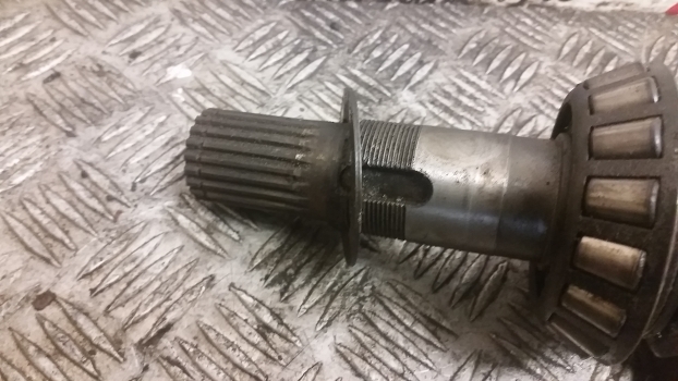 Caterpillar Th 407, 336, 337, 406 Rear Axle Bevel Crown Gear And Pinion 320-9328 - 뒷 차축 텔레스코픽 핸들러 용 : 사진 3 Caterpillar Th 407, 336, 337, 406 Rear Axle Bevel Crown Gear And Pinion 320-9328 - 뒷 차축 텔레스코픽 핸들러 용 : 사진 3