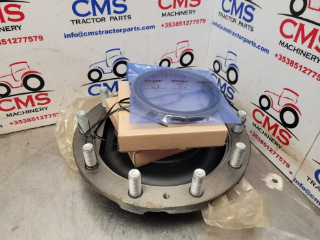 Claas Arion 500, 600 A34, A35, A36, A37 Carraro Front Axle Hub Bolt Plate 11530 - 앞 차축 : 사진 1 Claas Arion 500, 600 A34, A35, A36, A37 Carraro Front Axle Hub Bolt Plate 11530 - 앞 차축 : 사진 1