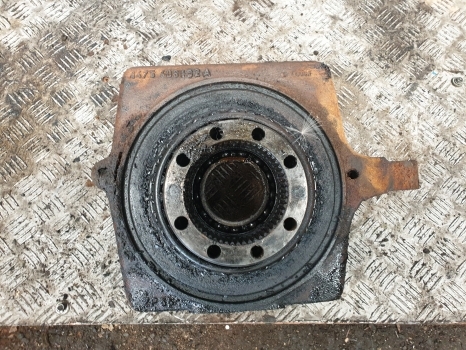 Deutz Agrotron 120, 130 Front Axle Swivel Housing Rhs 4475306141, 4475406132 - 앞 차축 장궤형 트랙터 용 : 사진 1 Deutz Agrotron 120, 130 Front Axle Swivel Housing Rhs 4475306141, 4475406132 - 앞 차축 장궤형 트랙터 용 : 사진 1