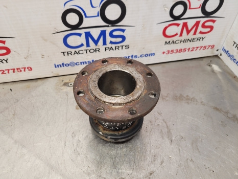 Deutz Agrotron 135, 150 Mk3 Apl2045 Coupling Flange 04415399, 4475306073 - 앞 차축 : 사진 2 Deutz Agrotron 135, 150 Mk3 Apl2045 Coupling Flange 04415399, 4475306073 - 앞 차축 : 사진 2