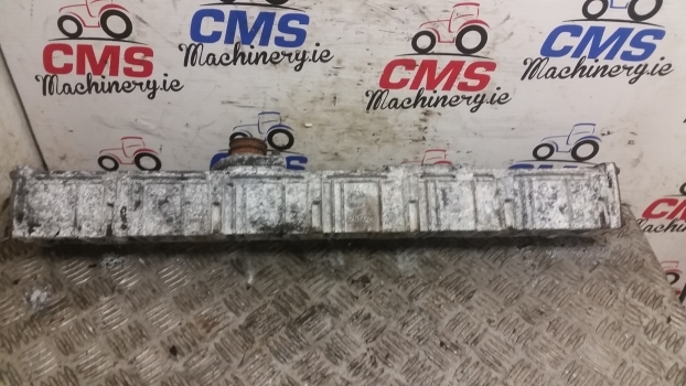 Deutz Agrotron 6.15 Engine Air Intake Manifold 04802283 - 흡입 매니폴드 장궤형 트랙터 용 : 사진 2 Deutz Agrotron 6.15 Engine Air Intake Manifold 04802283 - 흡입 매니폴드 장궤형 트랙터 용 : 사진 2