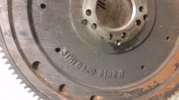 Deutz Agrotron 6.15 Engine Flywheel And Ring Gear 04801814 - 플라이휠 장궤형 트랙터 용 : 사진 2 Deutz Agrotron 6.15 Engine Flywheel And Ring Gear 04801814 - 플라이휠 장궤형 트랙터 용 : 사진 2