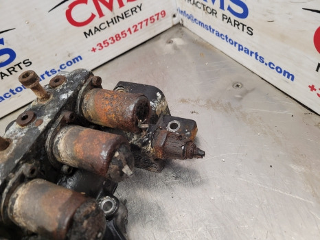 Deutz Agrotron 6120.4 Valve Block 0.900.2050.8, 2093.452.112, 2093.352.112 - 변속기 : 사진 5 Deutz Agrotron 6120.4 Valve Block 0.900.2050.8, 2093.452.112, 2093.352.112 - 변속기 : 사진 5