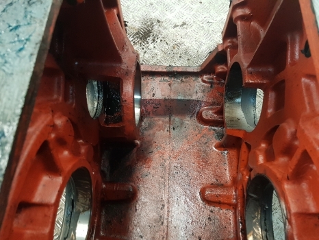 Deutz Dxbis 110, 85, 90 Transmission Back Housing 02388963, 4328896rk, 4328896r - 기어박스 및 부품 장궤형 트랙터 용 : 사진 5 Deutz Dxbis 110, 85, 90 Transmission Back Housing 02388963, 4328896rk, 4328896r - 기어박스 및 부품 장궤형 트랙터 용 : 사진 5