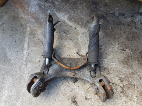 Fendt 724 S4, 700, 300, 500 Ser, Front Linkage Support 0046092100000 - 서스펜션 : 사진 1 Fendt 724 S4, 700, 300, 500 Ser, Front Linkage Support 0046092100000 - 서스펜션 : 사진 1