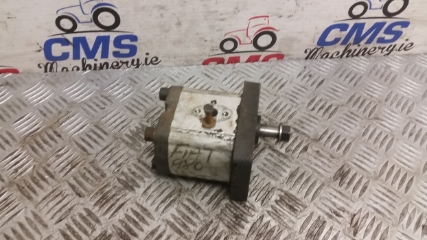 Fiat 980 Hydraulic Power Steering Pump 87569205, 5179722, 5129481, 44900839 - 스티어링 펌프 장궤형 트랙터 용 : 사진 2 Fiat 980 Hydraulic Power Steering Pump 87569205, 5179722, 5129481, 44900839 - 스티어링 펌프 장궤형 트랙터 용 : 사진 2