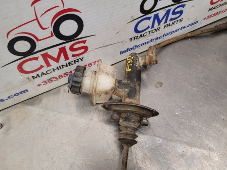 Fiat New Holland F, M, 60 Series F130, M115, 8160 Clutch Master Cylinder 5150299 - 클러치 실린더 장궤형 트랙터 용 : 사진 3 Fiat New Holland F, M, 60 Series F130, M115, 8160 Clutch Master Cylinder 5150299 - 클러치 실린더 장궤형 트랙터 용 : 사진 3