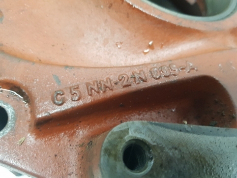 Ford 40, 10, 600, 700, 7610 Rear Axle Brake Housing Rhs C5nn2n099a, E4nn2n099aa - 뒷 차축 장궤형 트랙터 용 : 사진 3 Ford 40, 10, 600, 700, 7610 Rear Axle Brake Housing Rhs C5nn2n099a, E4nn2n099aa - 뒷 차축 장궤형 트랙터 용 : 사진 3