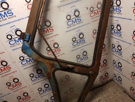 Ford 4600, 7710, 6600 Tw20, Tw20 Q Cab Door Right Assembly D8nn9420124bc - 도어 및 부품 장궤형 트랙터 용 : 사진 3 Ford 4600, 7710, 6600 Tw20, Tw20 Q Cab Door Right Assembly D8nn9420124bc - 도어 및 부품 장궤형 트랙터 용 : 사진 3