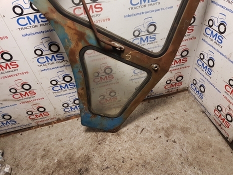 Ford 4600, 7710, 6600 Tw20, Tw20 Q Cab Door Right Assembly D8nn9420124bc - 도어 및 부품 장궤형 트랙터 용 : 사진 2 Ford 4600, 7710, 6600 Tw20, Tw20 Q Cab Door Right Assembly D8nn9420124bc - 도어 및 부품 장궤형 트랙터 용 : 사진 2