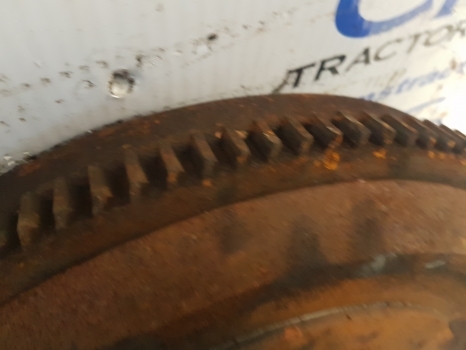 Ford 4600 Engine Flywheel And Ring Gear - 플라이휠 장궤형 트랙터 용 : 사진 2 Ford 4600 Engine Flywheel And Ring Gear - 플라이휠 장궤형 트랙터 용 : 사진 2