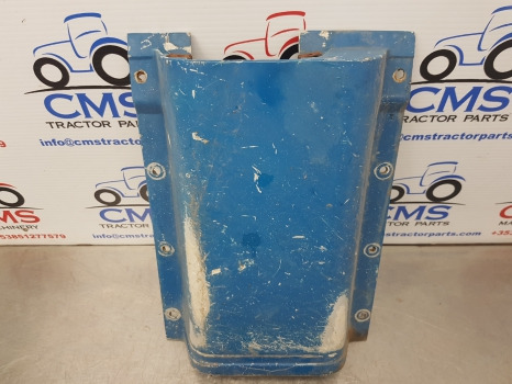 Ford 4610, 6610, 7710, 5610, 7410 Series Cab Steering Column Panel 83931786 - 운전실 및 내부 : 사진 3 Ford 4610, 6610, 7710, 5610, 7410 Series Cab Steering Column Panel 83931786 - 운전실 및 내부 : 사진 3