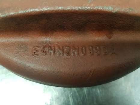 Ford 4830, 3930, 4100, 4330 Brake Housing Rhs E4nn2n099ba, C5nn2n099b, 83955520 - 브레이크 드럼 장궤형 트랙터 용 : 사진 3 Ford 4830, 3930, 4100, 4330 Brake Housing Rhs E4nn2n099ba, C5nn2n099b, 83955520 - 브레이크 드럼 장궤형 트랙터 용 : 사진 3