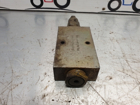 Ford 555 Hydraulic Check Valve  81873170 , Sauer-sundstrand Rpl06/c5-unf 495 - 유압 밸브 장궤형 트랙터 용 : 사진 4 Ford 555 Hydraulic Check Valve  81873170 , Sauer-sundstrand Rpl06/c5-unf 495 - 유압 밸브 장궤형 트랙터 용 : 사진 4