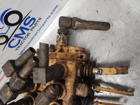 Ford 655, 655a, 550, 555, 555a Digger Loader Control Hydraulic Valve Complete - 유압 밸브 백호 로더 용 : 사진 5 Ford 655, 655a, 550, 555, 555a Digger Loader Control Hydraulic Valve Complete - 유압 밸브 백호 로더 용 : 사진 5