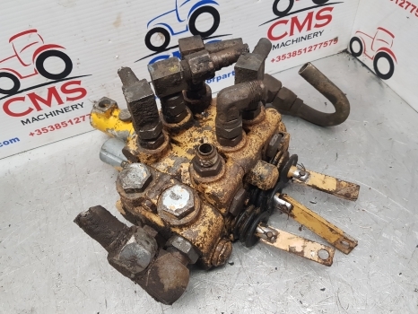 Ford 655, 655a, 550, 555, 555a Digger Loader Control Hydraulic Valve Complete - 유압 밸브 백호 로더 용 : 사진 2 Ford 655, 655a, 550, 555, 555a Digger Loader Control Hydraulic Valve Complete - 유압 밸브 백호 로더 용 : 사진 2