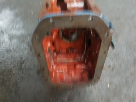 Ford 6610, 10 Series, 6710, 5610 Rear Axle Housing E1nn4024cb, E5nn4032ha - 뒷 차축 장궤형 트랙터 용 : 사진 3 Ford 6610, 10 Series, 6710, 5610 Rear Axle Housing E1nn4024cb, E5nn4032ha - 뒷 차축 장궤형 트랙터 용 : 사진 3