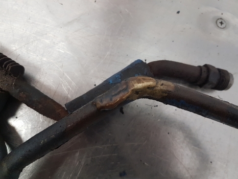 Ford 6610, 6710, 5610, 6810, 7410 Power Steering Oil Cooler Welded 83954673 - 스티어링 장궤형 트랙터 용 : 사진 4 Ford 6610, 6710, 5610, 6810, 7410 Power Steering Oil Cooler Welded 83954673 - 스티어링 장궤형 트랙터 용 : 사진 4