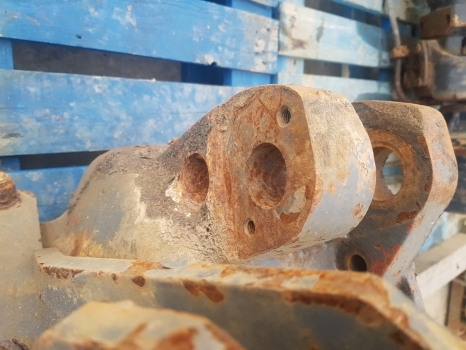 Ford 8240; 8340 Rear Half Axle Complete Rhs E9nn4012cb; E9nn4010cc; E9nn4010cb - 뒷 차축 장궤형 트랙터 용 : 사진 3 Ford 8240; 8340 Rear Half Axle Complete Rhs E9nn4012cb; E9nn4010cc; E9nn4010cb - 뒷 차축 장궤형 트랙터 용 : 사진 3