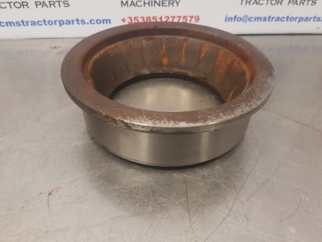 Ford 8630, 8730, 8530, Tw10, Tw15, Tw30 Bearing Sleeve C9nn4n026a, 81825643 - 뒷 차축 장궤형 트랙터 용 : 사진 3 Ford 8630, 8730, 8530, Tw10, Tw15, Tw30 Bearing Sleeve C9nn4n026a, 81825643 - 뒷 차축 장궤형 트랙터 용 : 사진 3