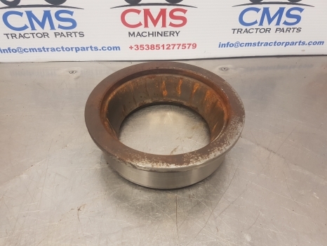 Ford 8630, 8730, 8530, Tw10, Tw15, Tw30 Bearing Sleeve C9nn4n026a, 81825643 - 뒷 차축 장궤형 트랙터 용 : 사진 2 Ford 8630, 8730, 8530, Tw10, Tw15, Tw30 Bearing Sleeve C9nn4n026a, 81825643 - 뒷 차축 장궤형 트랙터 용 : 사진 2