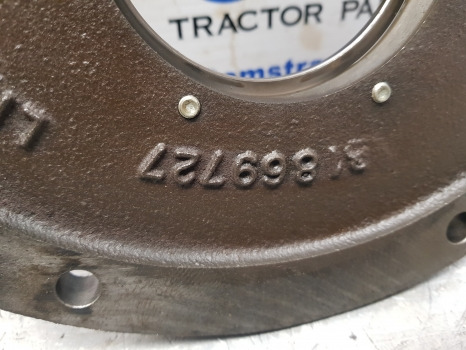 Ford New Holland 40, Ts Series Sle Transmission Plate 81869727, F0nn7h111ab - 기어박스 : 사진 4 Ford New Holland 40, Ts Series Sle Transmission Plate 81869727, F0nn7h111ab - 기어박스 : 사진 4
