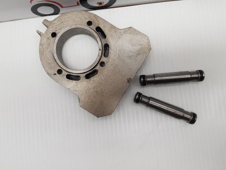 Ford New Holland 40,ts 8240,7740 Transmission Clutch Valve 81871385, F0nn7l575ac - 기어박스 : 사진 2 Ford New Holland 40,ts 8240,7740 Transmission Clutch Valve 81871385, F0nn7l575ac - 기어박스 : 사진 2