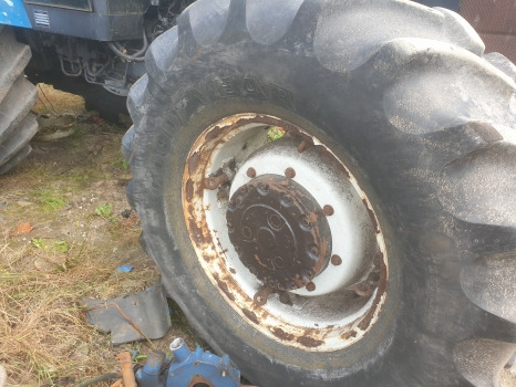 Ford New Holland 8360 Fiat M135 Nut Available For Dismantling By Request - 브레이크 부품 장궤형 트랙터 용 : 사진 3 Ford New Holland 8360 Fiat M135 Nut Available For Dismantling By Request - 브레이크 부품 장궤형 트랙터 용 : 사진 3