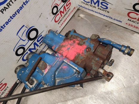 Ford New Holland Ts, 60, 10, 30, Tw, 40 Hydraulic Spool Valve Assy E9nnb950bb - 유압 : 사진 4 Ford New Holland Ts, 60, 10, 30, Tw, 40 Hydraulic Spool Valve Assy E9nnb950bb - 유압 : 사진 4