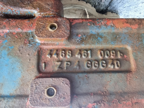앞 차축 Ford Tw 10 Tw 20 Apl3052, Front Axle Housing Hubs Zp1927693, 81927693 : 사진 10
