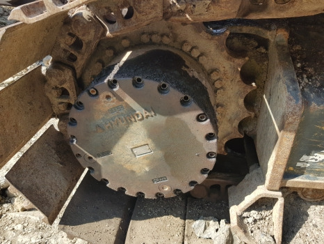 Hyundai Hx220l, Hx220nl Drive Motor Unit 39k6-42102, 39k6-40101, 39k6-41100 - 유압 : 사진 1 Hyundai Hx220l, Hx220nl Drive Motor Unit 39k6-42102, 39k6-40101, 39k6-41100 - 유압 : 사진 1