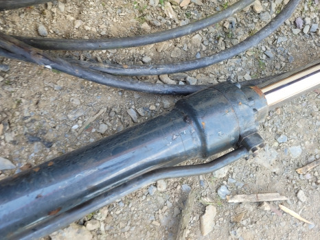 Hyundai Hx220lc Boom Lift Ram Cylinder 31k6-50110, 31k6-50120, 31y1-45410 - 유압 실린더 굴착기 용 : 사진 4 Hyundai Hx220lc Boom Lift Ram Cylinder 31k6-50110, 31k6-50120, 31y1-45410 - 유압 실린더 굴착기 용 : 사진 4