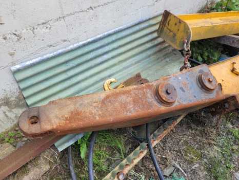 Hyundai Hx220lc Tip Crane End Forestry Attachment - 부착물 굴착기 용 : 사진 1 Hyundai Hx220lc Tip Crane End Forestry Attachment - 부착물 굴착기 용 : 사진 1