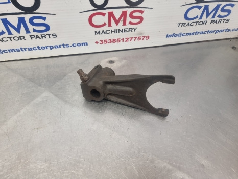 International Case 885, 85 Series, Transmission Fork Front 1537571c1, 1286428c1 - 변속기 : 사진 3 International Case 885, 85 Series, Transmission Fork Front 1537571c1, 1286428c1 - 변속기 : 사진 3