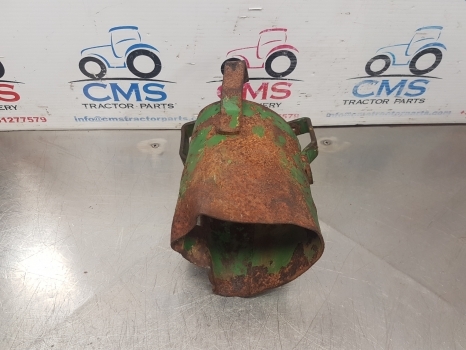 John Deere 2140, 2040, 2350, 2550, 2750, 3140, 3340 Propeller Guard Al38035 - 프로펠러 샤프트 장궤형 트랙터 용 : 사진 3 John Deere 2140, 2040, 2350, 2550, 2750, 3140, 3340 Propeller Guard Al38035 - 프로펠러 샤프트 장궤형 트랙터 용 : 사진 3