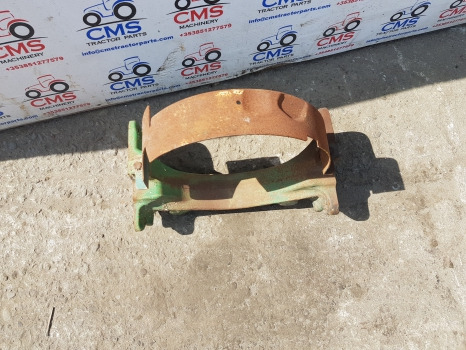John Deere 5820, 5620, 5720, Crossbar Support Assy R211676 - 운전실 : 사진 3 John Deere 5820, 5620, 5720, Crossbar Support Assy R211676 - 운전실 : 사진 3