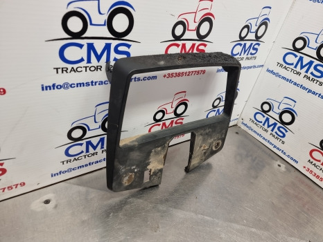 John Deere 6100, 6000, 7000, 7010 Series, Instrument Panel Damaged L79870 - 운전실 및 내부 : 사진 2 John Deere 6100, 6000, 7000, 7010 Series, Instrument Panel Damaged L79870 - 운전실 및 내부 : 사진 2