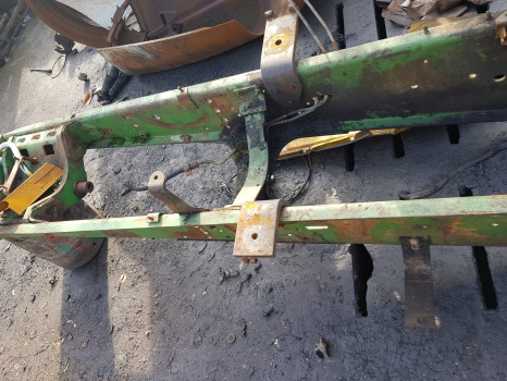 John Deere 6110 Main Frame Assy Al154823, Al114447, Al116521 - 운전실 서스펜션 : 사진 4 John Deere 6110 Main Frame Assy Al154823, Al114447, Al116521 - 운전실 서스펜션 : 사진 4