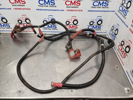 John Deere 6145r, 6r Series, Battery Cables Assy Al218316, Al220485 - 전기 설비 농업용 기계 용 : 사진 1 John Deere 6145r, 6r Series, Battery Cables Assy Al218316, Al220485 - 전기 설비 농업용 기계 용 : 사진 1