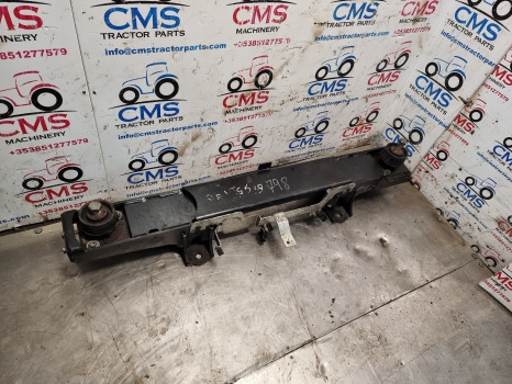 John Deere 6145r, 6r Series, Cab Platform Bracket Al223532, Al221850 - 운전실 서스펜션 : 사진 4 John Deere 6145r, 6r Series, Cab Platform Bracket Al223532, Al221850 - 운전실 서스펜션 : 사진 4