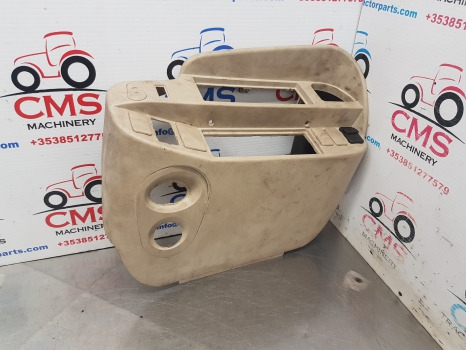 John Deere 6145r, 6r Series, Cab Radio Storage Compartment L216388, Al218716 - 운전실 및 내부 : 사진 1 John Deere 6145r, 6r Series, Cab Radio Storage Compartment L216388, Al218716 - 운전실 및 내부 : 사진 1